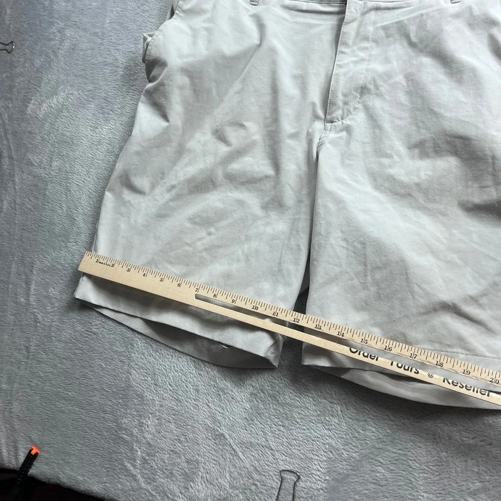 Faherty All Day Shorts Mens 38 Light Gray Hybrid Stretch Chino Flat Front